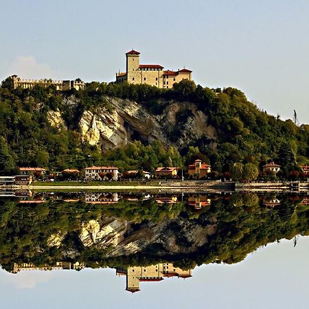 Residenza Esse Villa Анджера Екстериор снимка