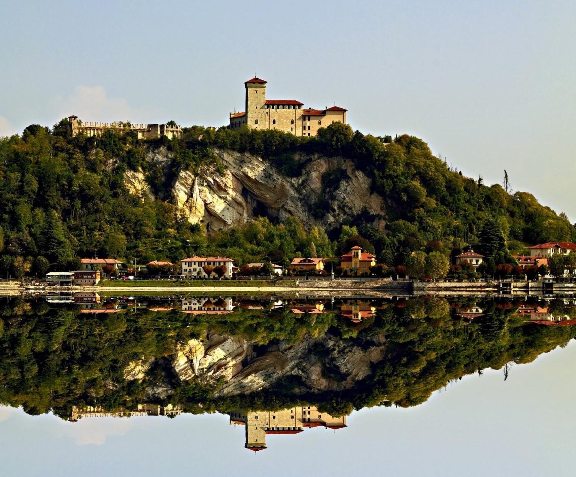 Residenza Esse Villa Анджера Екстериор снимка