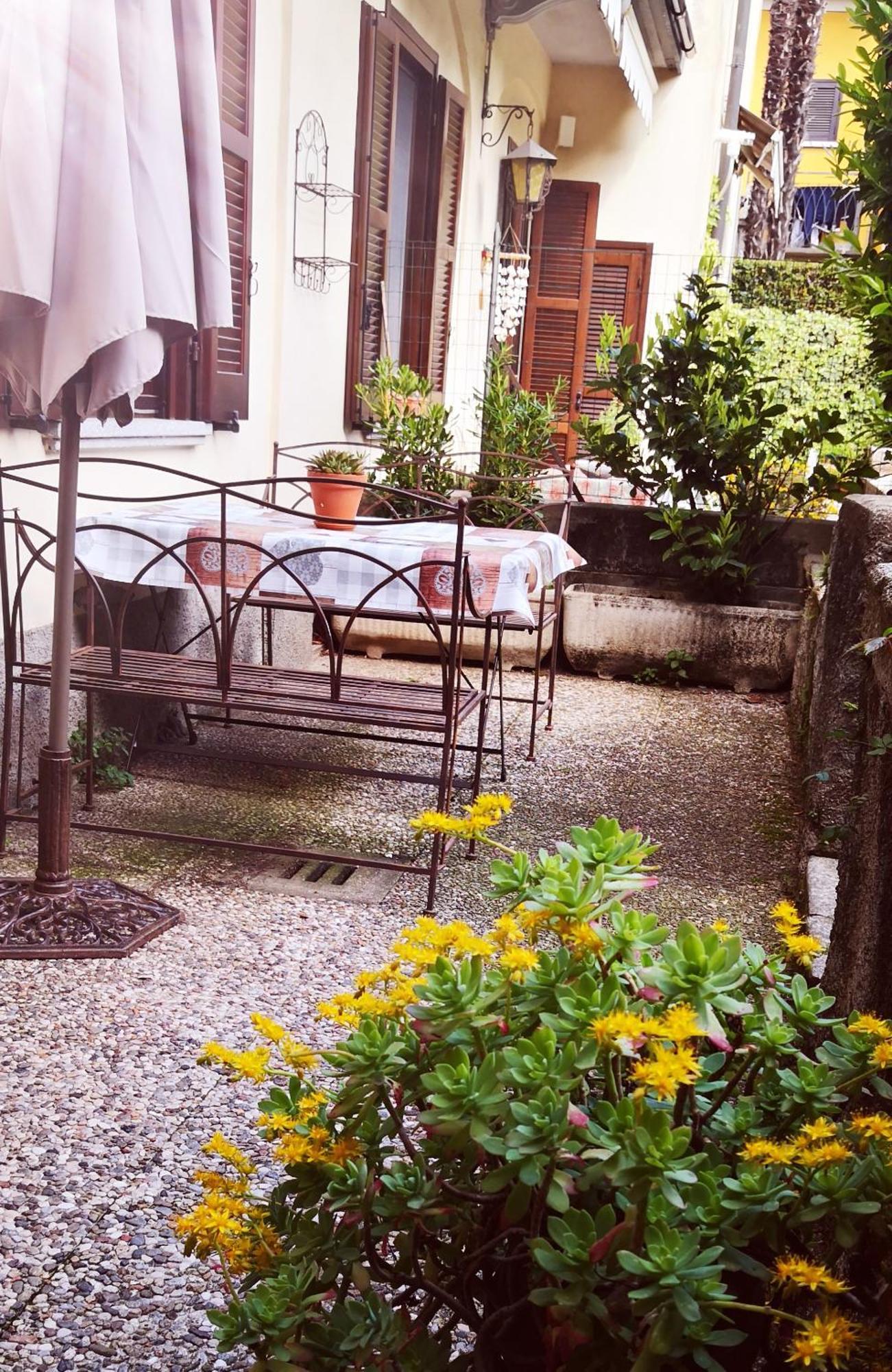 Residenza Esse Villa Анджера Екстериор снимка